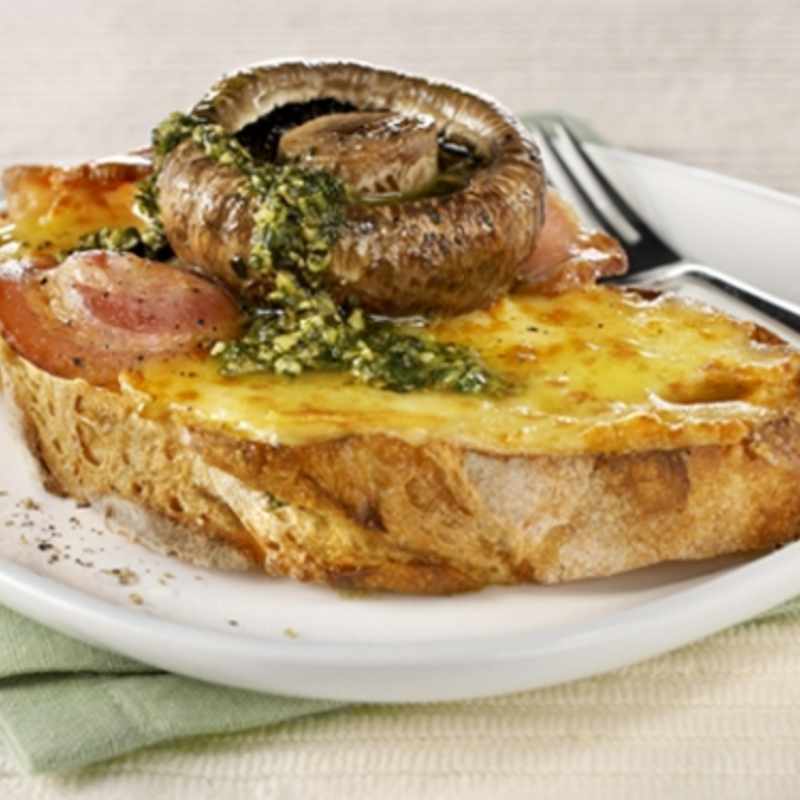 breakfast crostini